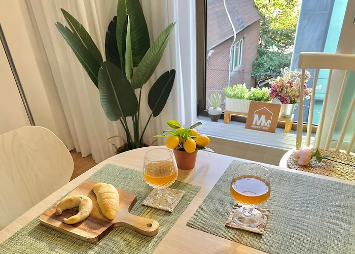 Appartement Moment Stay, Airport Railroad, Hongik Station 1 Stop , Travel *