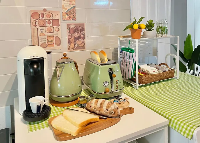 Moment Stay, Airport Railroad, Hongik Station 1 Stop , Travel Appartement
