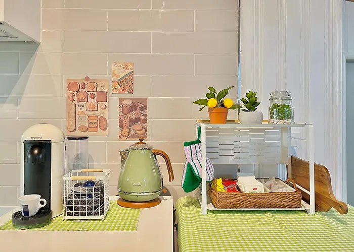 Appartement Moment Stay, Airport Railroad, Hongik Station 1 Stop , Travel