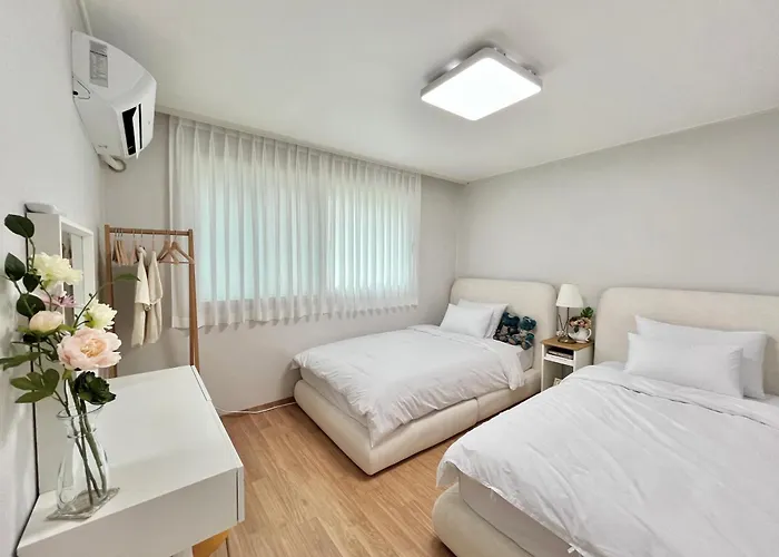 Appartement Moment Stay, Airport Railroad, Hongik Station 1 Stop , Travel